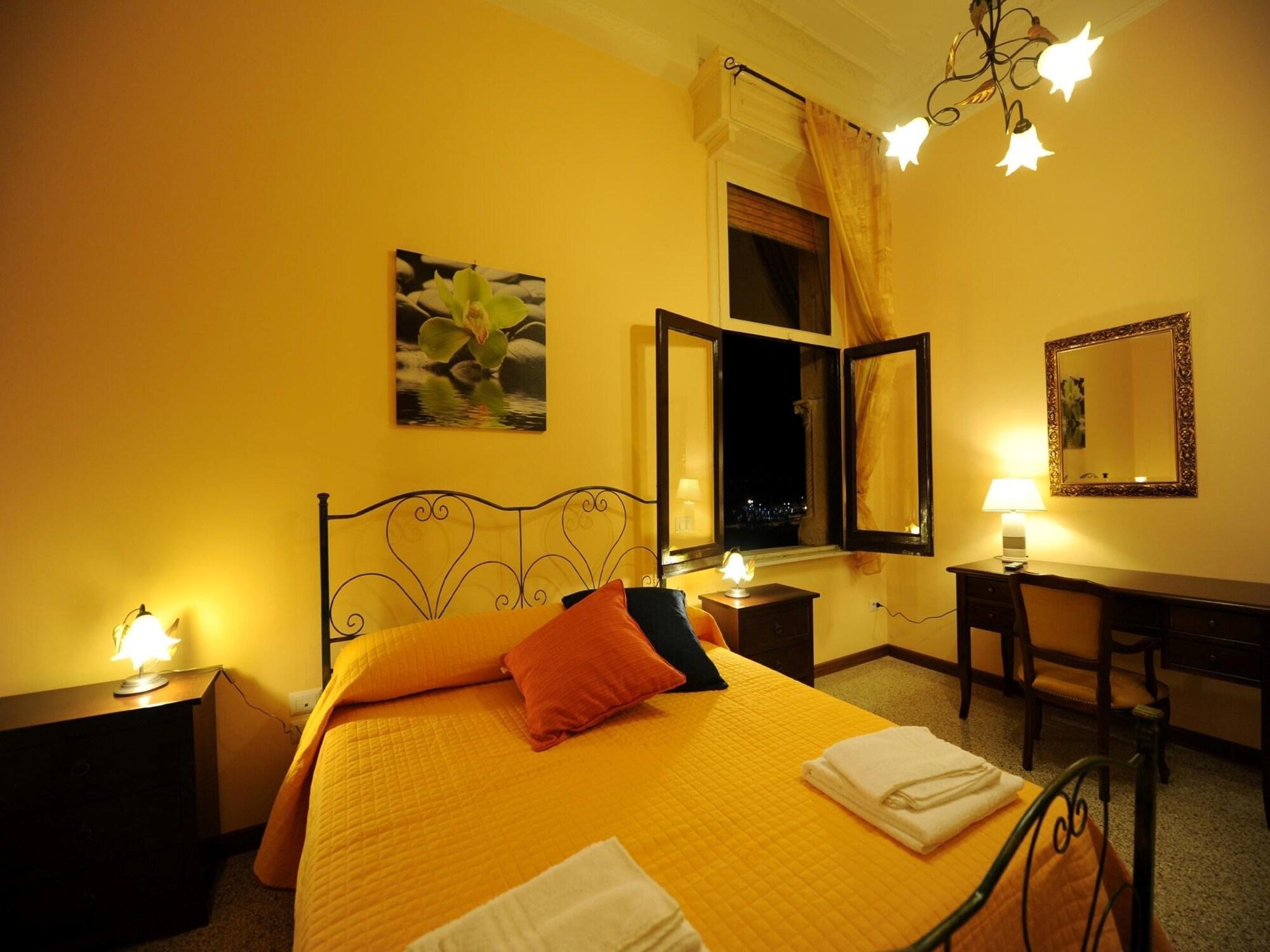 Barone Bed And Breakfast Salerno Eksteriør bilde